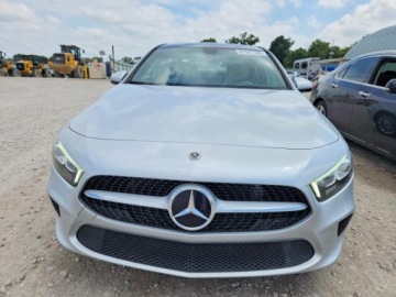 Mercedes Klasa A W177/V177 2021 Mercedes-Benz Klasa A 2021 MERCEDES-BENZ A 220 2.0 Benzyna 221KM, zdjęcie 4