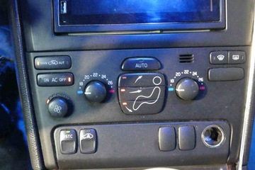 KONZOLA PANEL VENTILACE VOLVO XC90 I 8682734