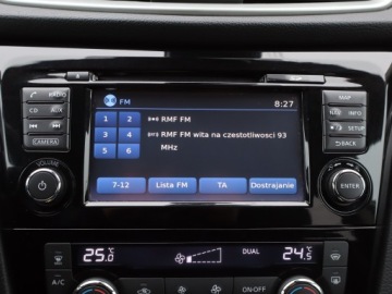 Nissan Qashqai II Crossover 1.2 DIG-T 115KM 2015 Nissan Qashqai 1.2 DIG-T, Automat, Skóra, Navi, zdjęcie 15