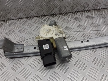 MECHANIZMUS OKNO PRAVÝ ZADNÍ MERCEDES W168 0130822023