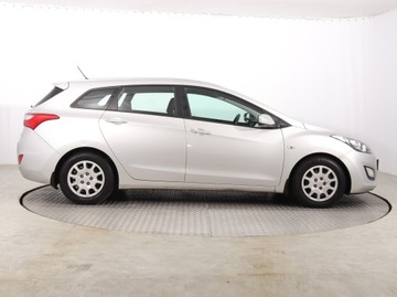 Hyundai i30 II Wagon 1.4 CRDi 90KM 2013 Hyundai i30 1.4 CRDi, Salon Polska, Serwis ASO, zdjęcie 5