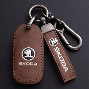 Автомобильный брелок SKODA из металла и кожи