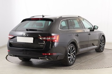 Skoda Superb III Kombi 2.0 TDI 190KM 2017 Skoda Superb 2.0 TDI, Salon Polska, Serwis ASO, zdjęcie 4