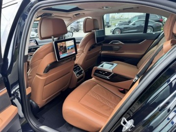 BMW Seria 7 G11-G12 Sedan 730d 265KM 2019 BMW 730 265 KM. Bezwypadkowy. Pełna opcja., zdjęcie 19