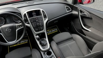 Opel Astra J Hatchback 5d 1.4 Turbo ECOTEC 140KM 2012 Opel Astra GTC, Udok. przebieg GWARANCJA 1.4 Benzyna 140KM, zdjęcie 28