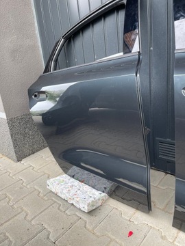 Дверь задняя правая A3 8Y SEDAN LX7L NEEDLES 8YS