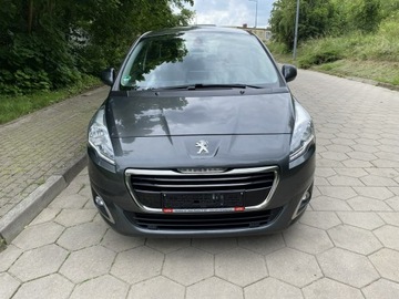 Peugeot 5008 I Minivan Facelifting 2.0 BlueHDi 150KM 2016 Peugeot 5008 2.0 BlueHDI 7-osobowy Navi Klimatroni, zdjęcie 1