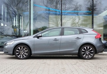 Volvo V40 II Hatchback Facelifting 1.5 T3 152KM 2019 Volvo V40 V40 Drive-E Dynamic Edition Vat Marza Salon PL 1 wl., zdjęcie 2