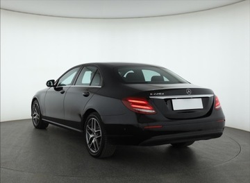 Mercedes Klasa E W213 Limuzyna 2.0 220d 194KM 2017 Mercedes E E 220 d, Salon Polska, 191 KM, Automat, zdjęcie 3