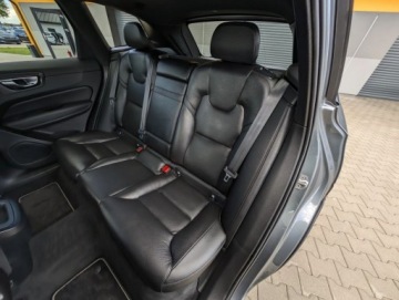 Volvo XC60 II Crossover D4 190KM 2019 Volvo XC 60 R-DESIGN Skora Ledy Kamera Serwis Gwarancja 2.0 Diesel 190KM, zdjęcie 36