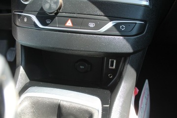Peugeot 308 II Hatchback 5d 1.6 BlueHDi 120KM 2015 Peugeot 308 ROK 2015 POJ 1,6 120 KM, zdjęcie 15