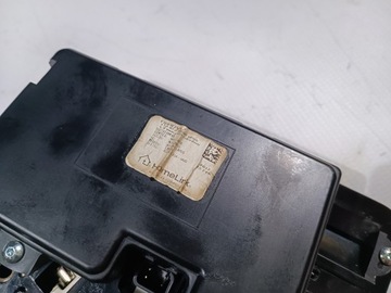 LAMPA POLSTROVÁNÍ OSVĚTLENÍ KABINY CHALLENGER 2015-