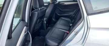 BMW X1 E84 Crossover Facelifting sDrive 20d EfficientDynamics Edition 163KM 2014 BMW X1 2.0 163 KM Navi Ksenon LED bezwypadkowa serwisowana Gwarancja 2.0, zdjęcie 17