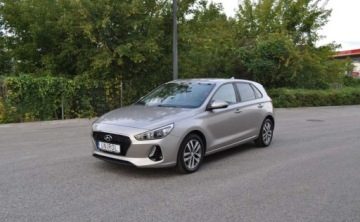 Hyundai i30 III Hatchback 1.4 T-GDI 140KM 2018 Hyundai i30 1.4 Benzyna Nawigacja Klimatyzacja Cz.parkowania 1.4 Benzyna