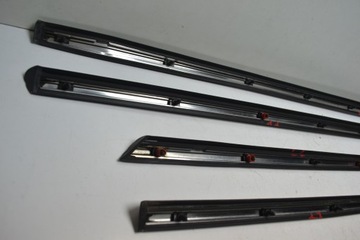 Mercedes W116 S Боковые молдинги кузова в сборе