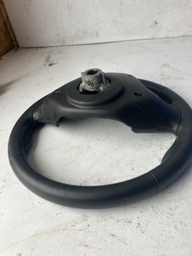 МНОГОФУНКЦИОНАЛЬНЫЙ КОЖАНЫЙ РУЛЬ CLIO IV LIFT