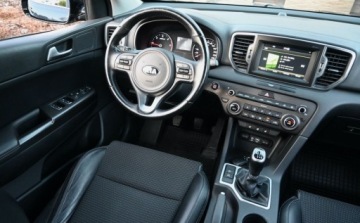 Kia Sportage III SUV Facelifting 1.7 CRDi 115KM 2016 Kia Sportage 1,7 CRDI 115 KM BI-Xenon Nawigacja Kamera asystent 1.7 Diesel, zdjęcie 17