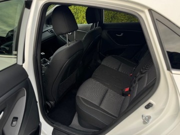 Hyundai i30 II 2016 Hyundai i30 1.4 Benz Bogate wyposazenie 1.4 Benzyna 102KM, zdjęcie 26