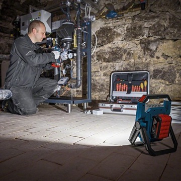 LAMPA BUDOWLANA LED Akumulatorowa 18V halogen GLI 18V-1900 Bosch