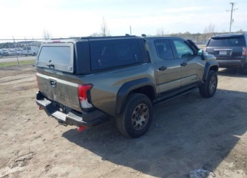 Toyota Tacoma II 2025 Toyota Tacoma Trailhunter z zabudowa paki 2.4 Hybryda 282KM, zdjęcie 5