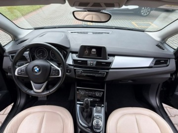 BMW Seria 2 F22-F23-F45-F46 Gran Tourer 218d 150KM 2015 BMW 218 2.0d 150 KM Skóry Hak odpinany, zdjęcie 7