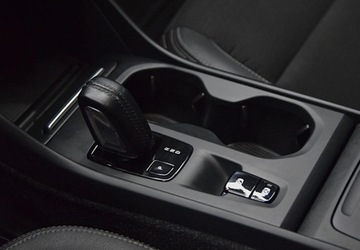 Volvo XC40 Crossover 2.0 D3 150KM 2020 Volvo XC 40 Automat_Podgrzewane fotele_ 2.0 Diesel 150KM, zdjęcie 20