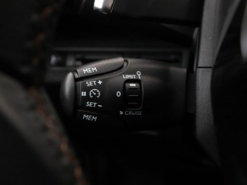 Peugeot 3008 II Crossover 1.6 BlueHDi 120KM 2017 Peugeot 3008 automat virtual cocpit navi czujniki, zdjęcie 34