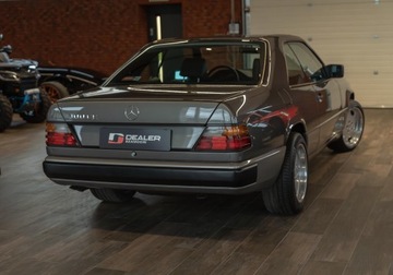 Mercedes W124 Coupe 3.0 180KM 1988 Mercedes-Benz 300 CE Coupe – Klasyka w najlepszym wydaniu | 1988 | 3.0, zdjęcie 4