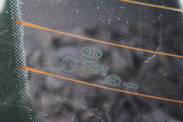 SZYBA TYLNA BAGAŻNIKA AUDI A6 C6 SEDAN