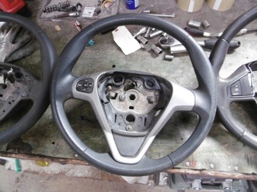 FORD FIESTA 2013 VOLANT