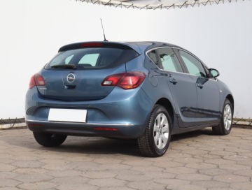 Opel Astra J GTC 1.4 Turbo ECOTEC 140KM 2015 Opel Astra 1.4 T, Salon Polska, Klima, zdjęcie 4