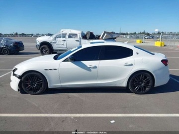 Maserati Ghibli III 2021 Maserati Ghibli S Q4 2021 3.0l 3.0 Benzyna 424KM, zdjęcie 2