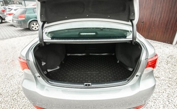 Toyota Avensis III Sedan Facelifting 1.8 Valvematic 147KM 2013 Toyota Avensis 1.8 benzyna 147KM sedan navi kamera cofania LIFT serwis ASO, zdjęcie 13