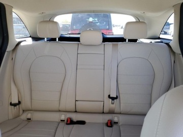 Mercedes GLC C253 2019 Mercedes-Benz GLC 300 2019 2.0l 2.0 Benzyna 241KM, zdjęcie 10