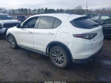 Alfa Romeo Stelvio SUV Facelifting 2023 2.0 GME Turbo 280KM 2024 Alfa Romeo Stelvio Sprint 2024 2.0 Benzyna 280KM, zdjęcie 3