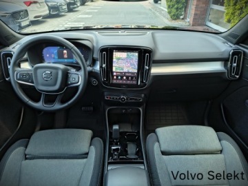 Volvo XC40 Crossover Facelifting 2.0 B3 163KM 2025 Volvo XC 40 SalonPL B3B Plus Dark LED BLIS ACC Pil, zdjęcie 13