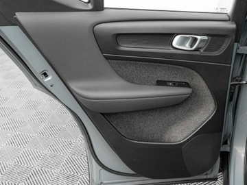 Volvo XC40 2022 Volvo XC 40 WD7683S#T3 Momentum Pro Podgrz.szyba, zdjęcie 23