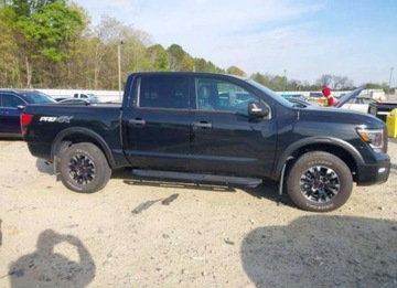 Nissan Titan 2021 Nissan Titan 2021, 5.6L, 4x4, PRO-4X, od ubezpieczalni 5.6 Benzyna 400KM, zdjęcie 2