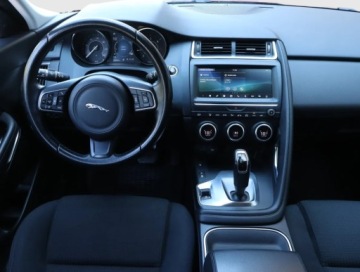 Jaguar E-Pace SUV 2.0 i4D 180KM 2018 Jaguar E-Pace D180 AWD, Salon Polska, Serwis ASO, zdjęcie 6
