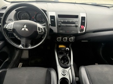 Mitsubishi Outlander II 2.0 DID DOHC 140KM 2010 Mitsubishi Outlander Salon Polska. 4x4 ., zdjęcie 12