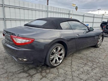 Maserati GranTurismo 2011 Maserati GranTurismo S 2011 4.7L 4.7 Benzyna 433KM, zdjęcie 3