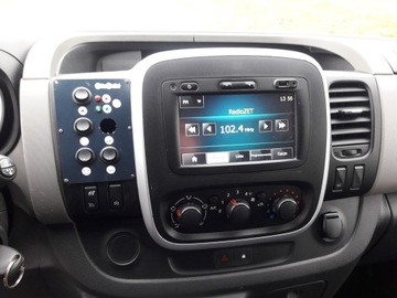 Renault Master IV 2015 Renault Trafic , Master AMBULANS Kamper, zdjęcie 11