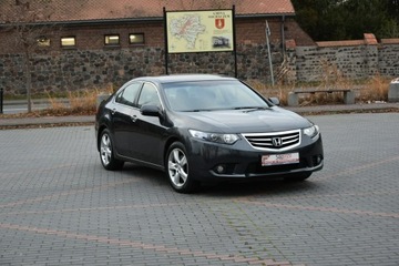 Honda Accord VIII Sedan 2.0 VTEC 156KM 2012 Honda Accord 2.0i-VTEC 156KM Manual X.2012r. Salon, zdjęcie 13