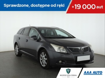 Toyota Avensis III Wagon 2.0 Valvematic 152KM 2011 Toyota Avensis 2.0 Valvematic, Salon Polska