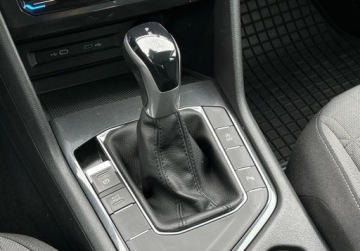Volkswagen Tiguan II SUV Facelifting 1.5 TSI 150KM 2021 Volkswagen Tiguan Life Pakiet Zimowy, ACC, Podgrzewane fotele i kierownic, zdjęcie 22