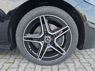 Mercedes Klasa A W177/V177 2023 Mercedes-Benz Klasa A A 250e AMG MULTIBEAM LED Panorama Kamera 360 HU, zdjęcie 9