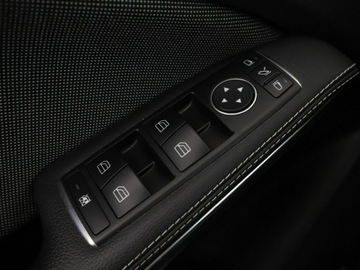 Mercedes Klasa A W176 Hatchback 5d 1.6 180 BlueEFFICIENCY 122KM 2014 Mercedes A 180 Bi-Xenon grzane fotele navi, zdjęcie 29