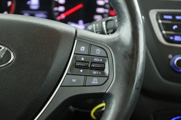 Hyundai i20 II Hatchback 5d Facelifting 1.0 T-GDi 100KM 2018 Hyundai i20 1.0 T-GDI, Salon Polska, Serwis ASO, zdjęcie 12