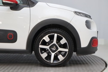 Citroen C3 II Hatchback facelifting 1.2 PureTech 110KM 2016 Citroen C3 1.2 PureTech, Salon Polska, Serwis ASO, zdjęcie 14