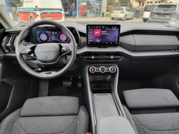 Skoda Kodiaq I SUV Facelifting 2.0 TDI SCR 150KM 2024 Skoda Kodiaq 2.0 TDI 4x2 Selection DSG, 150KM, Sal, zdjęcie 13